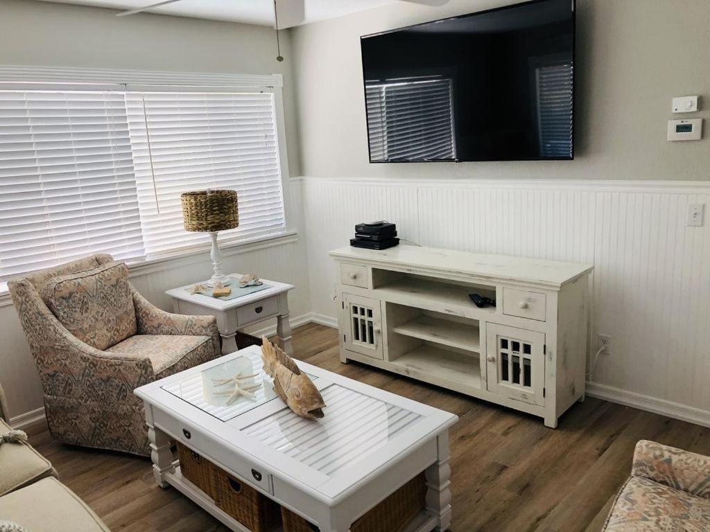 Amazing Beach Getaway Pool Condo By The Beach Bradenton Beach Exterior foto